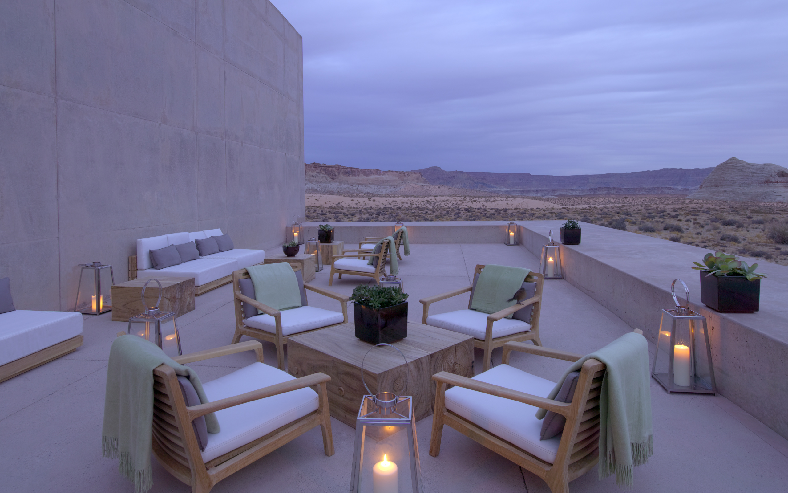 Desert Lounge Dusk